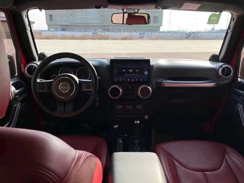 包頭14年Jeep牧馬人5