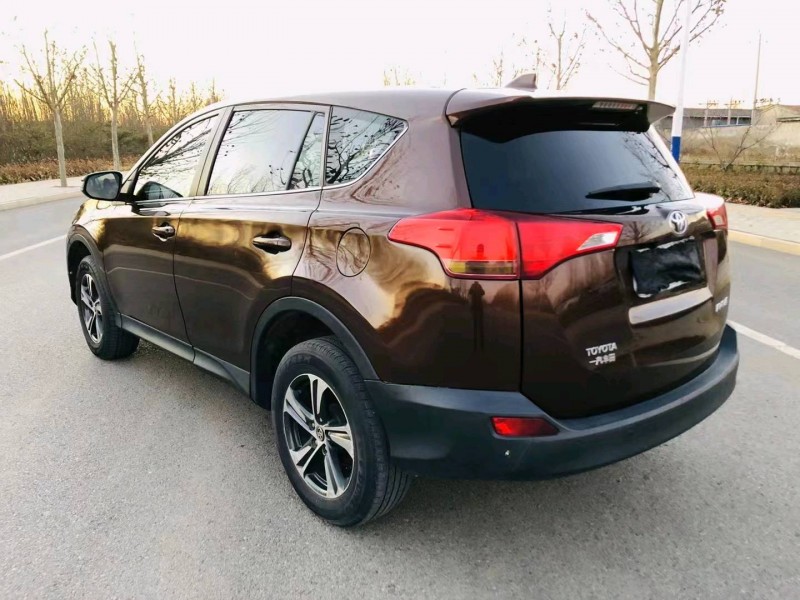 廊坊15年豐田RAV4榮放8