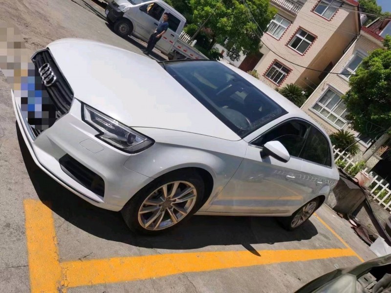 北京17年奥迪A33