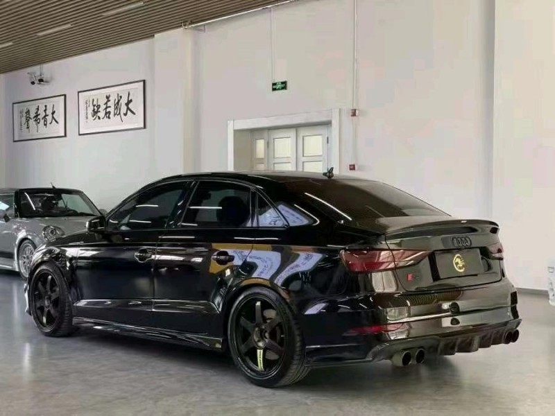 北京18年奥迪S34