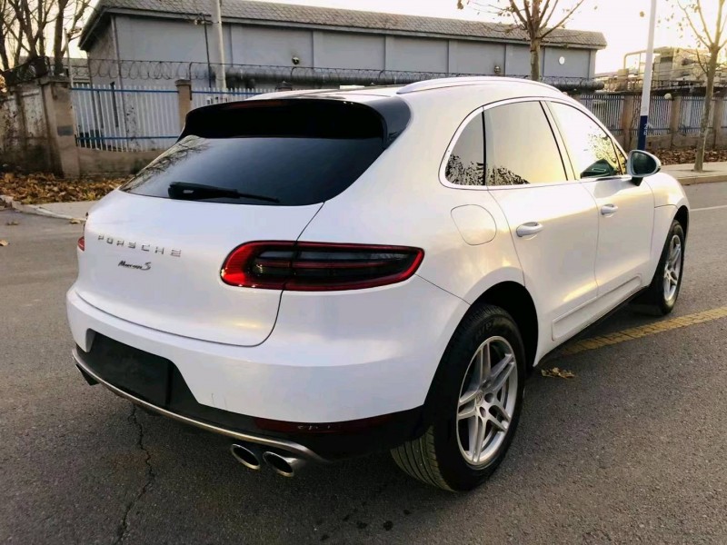 廊坊15年保時捷Macan7