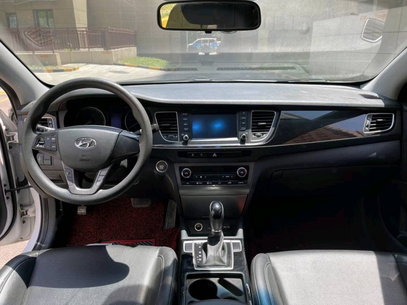 徐州17年现代名图4