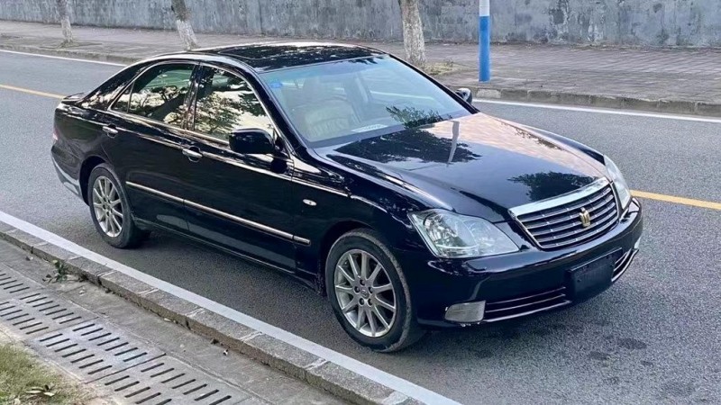 汕頭07年豐田皇冠2
