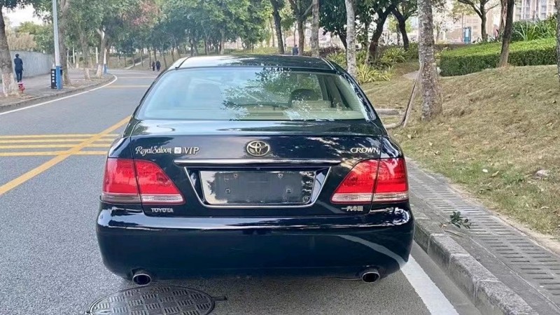 汕頭07年豐田皇冠8