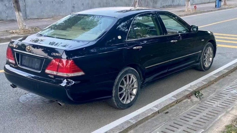 汕頭07年豐田皇冠9