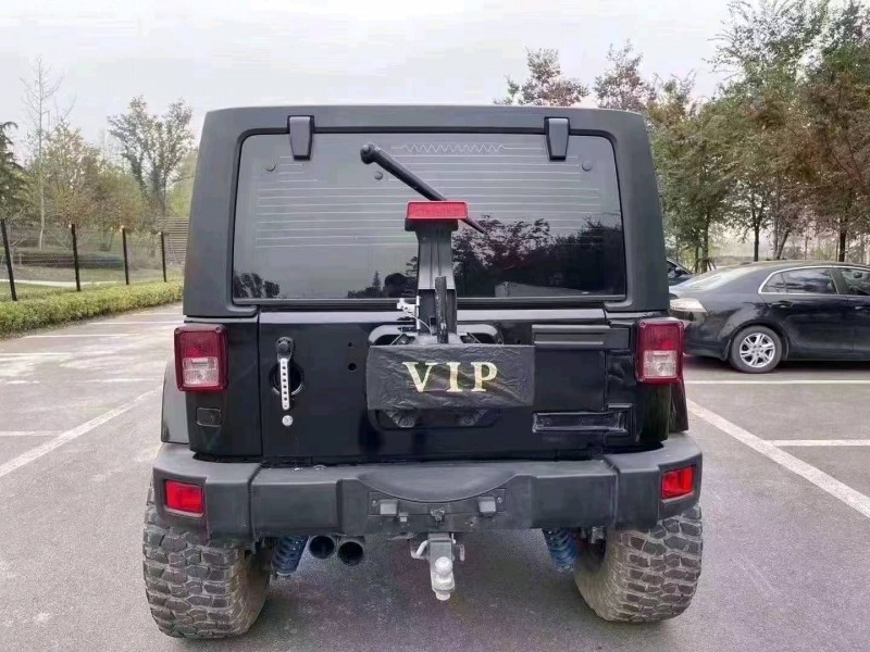 北京13年Jeep牧馬人8