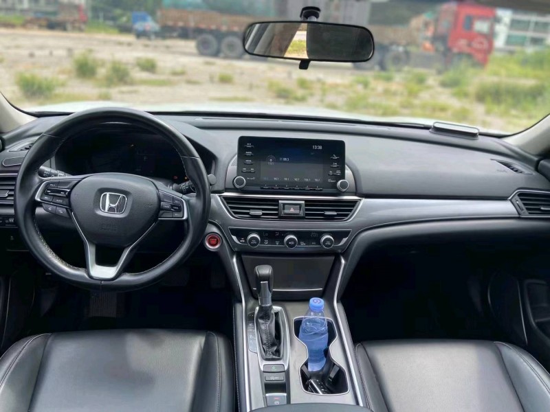 广州20年本田雅阁8