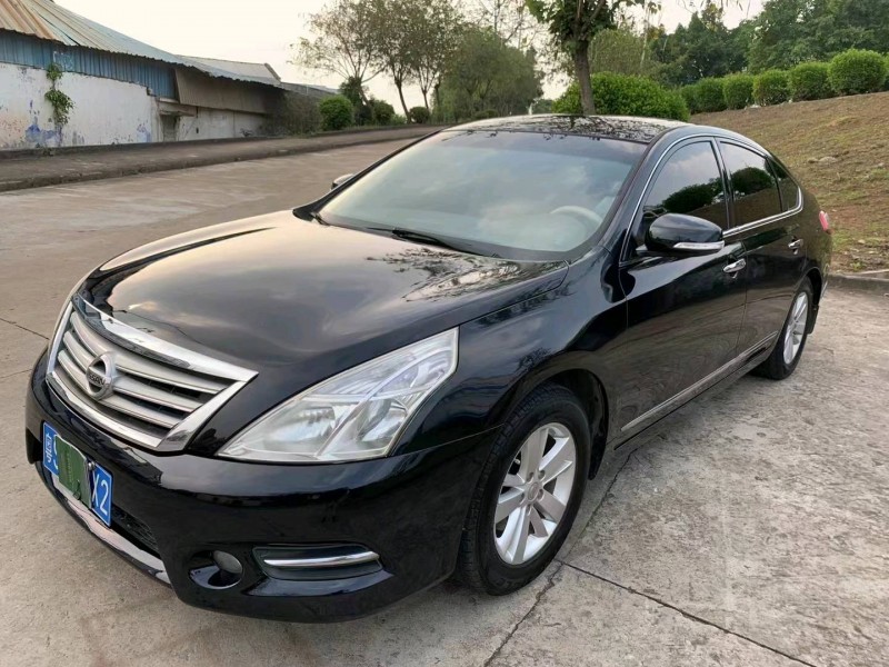 江門11年日產天籟2