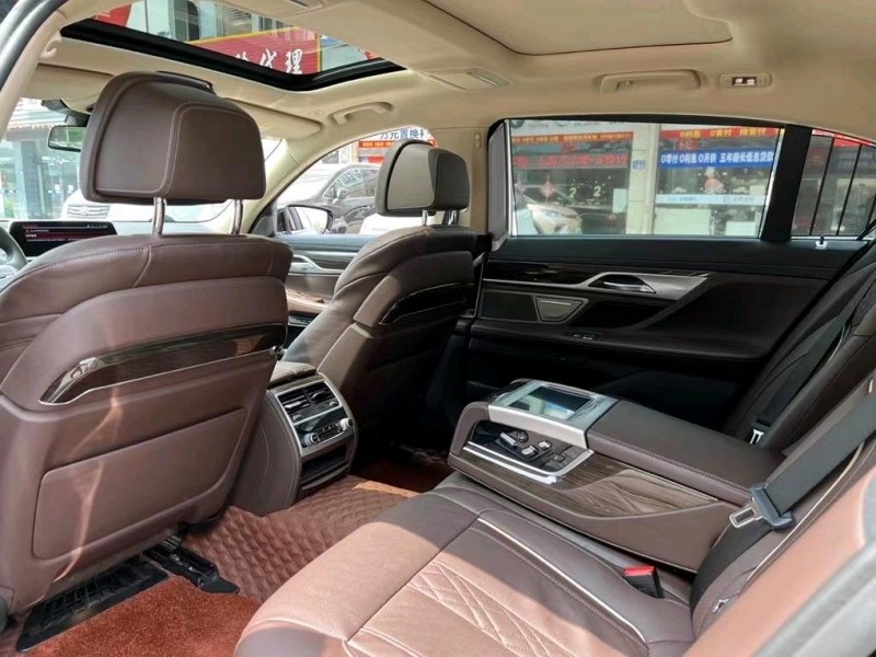 盐城20年宝马7系4