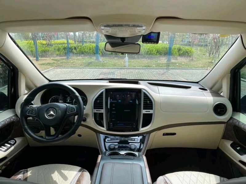 盐城20年奔驰威霆7