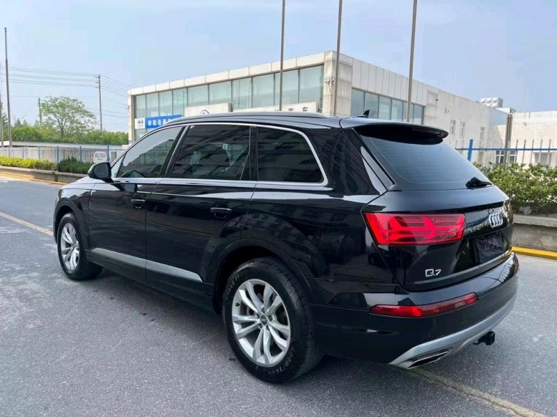 盐城18年奥迪Q78