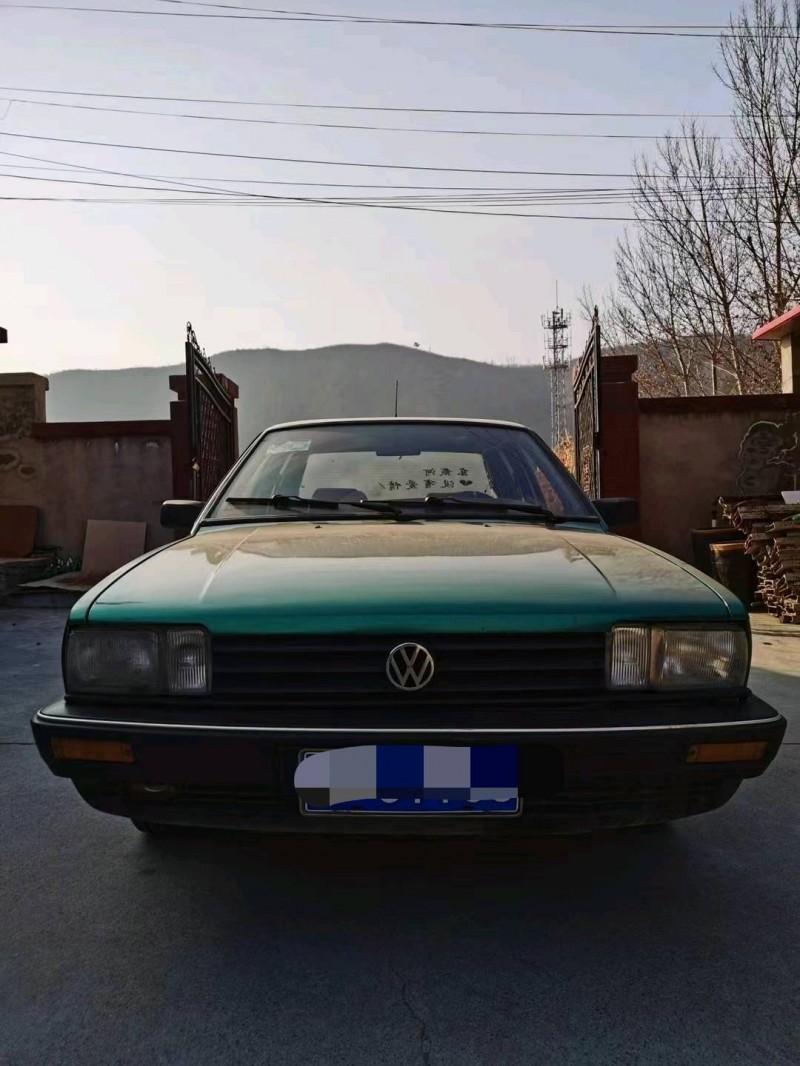 邢台12年大众桑塔纳9