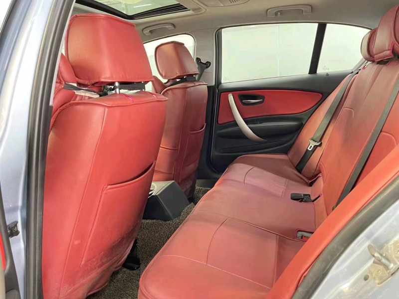 济宁11年宝马1系4