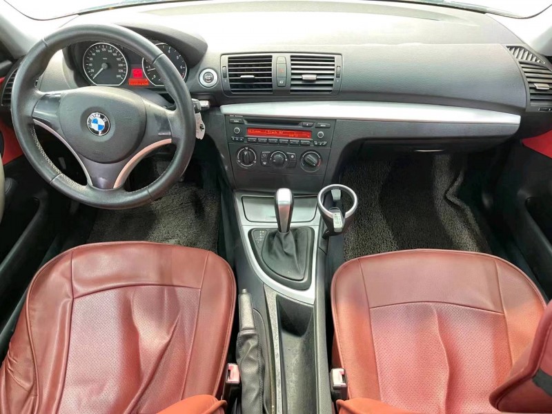 济宁11年宝马1系5