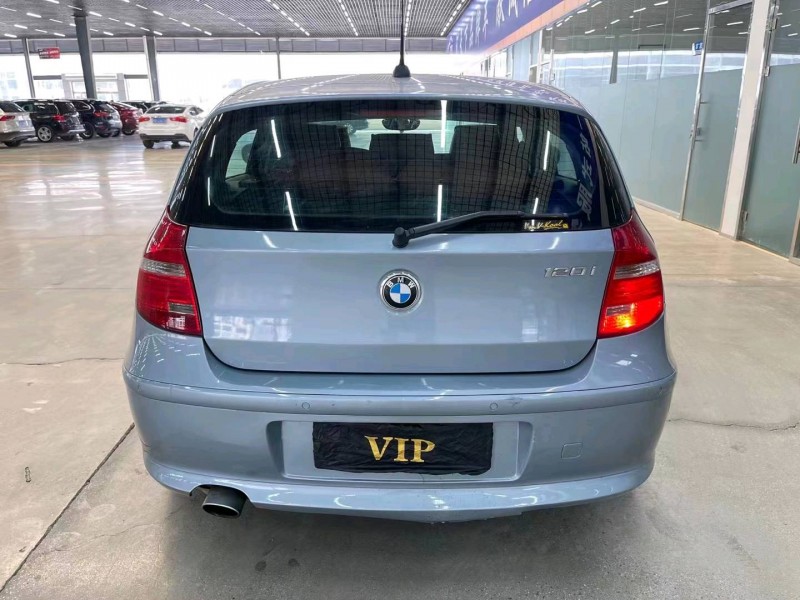 济宁11年宝马1系9