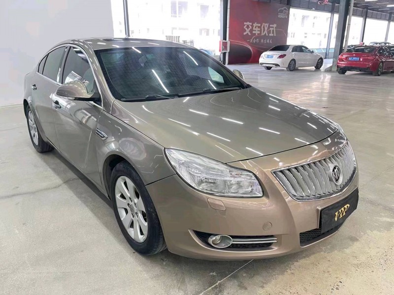 济宁13年别克君威2