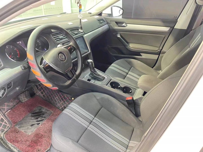 济宁18年大众凌渡4