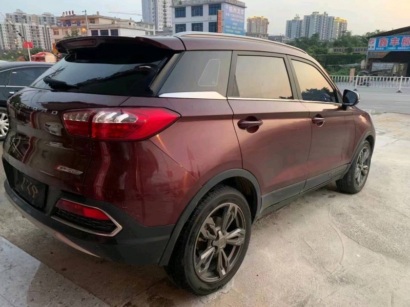 南寧17年獵豹汽車CS99