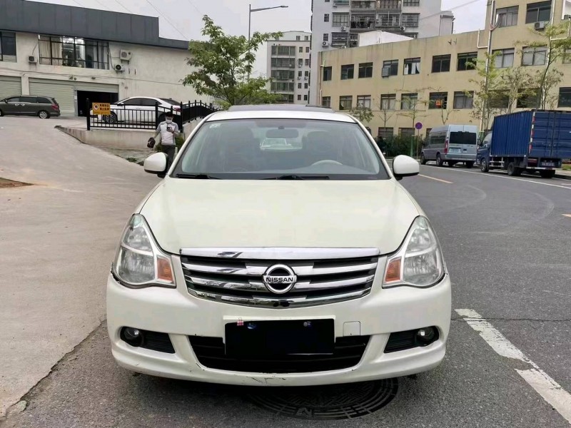廣州16年日產軒逸1