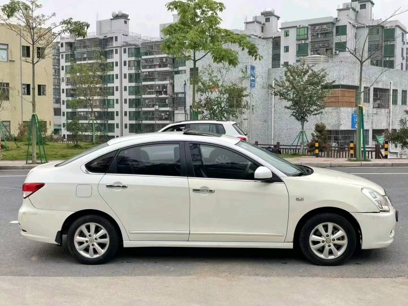 廣州16年日產軒逸5
