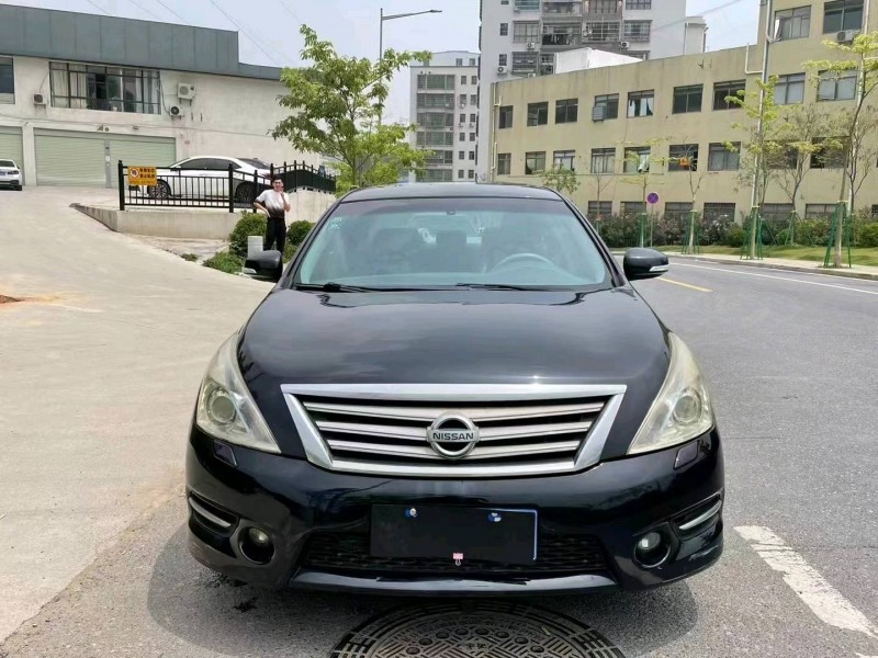 廣州11年日產天籟1