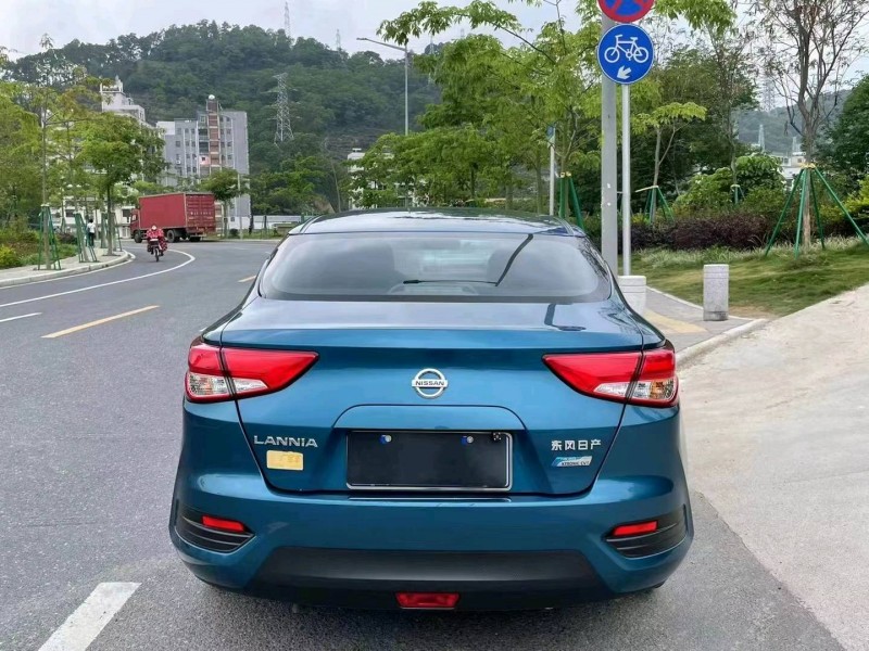 廣州18年日產藍鳥5