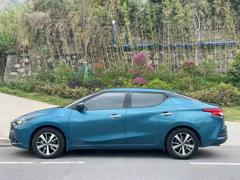 廣州18年日產藍鳥6