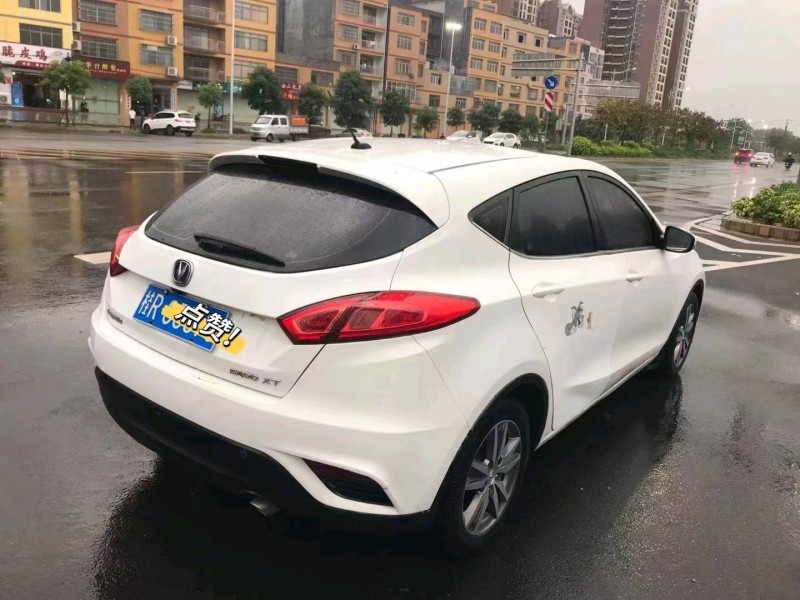 南寧15年長安汽車逸動2