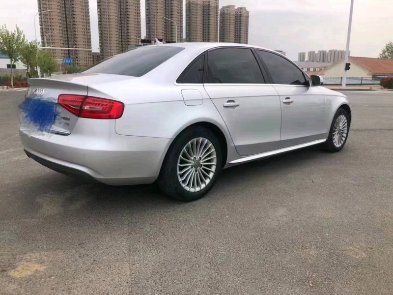 煙臺12年奧迪A4L6