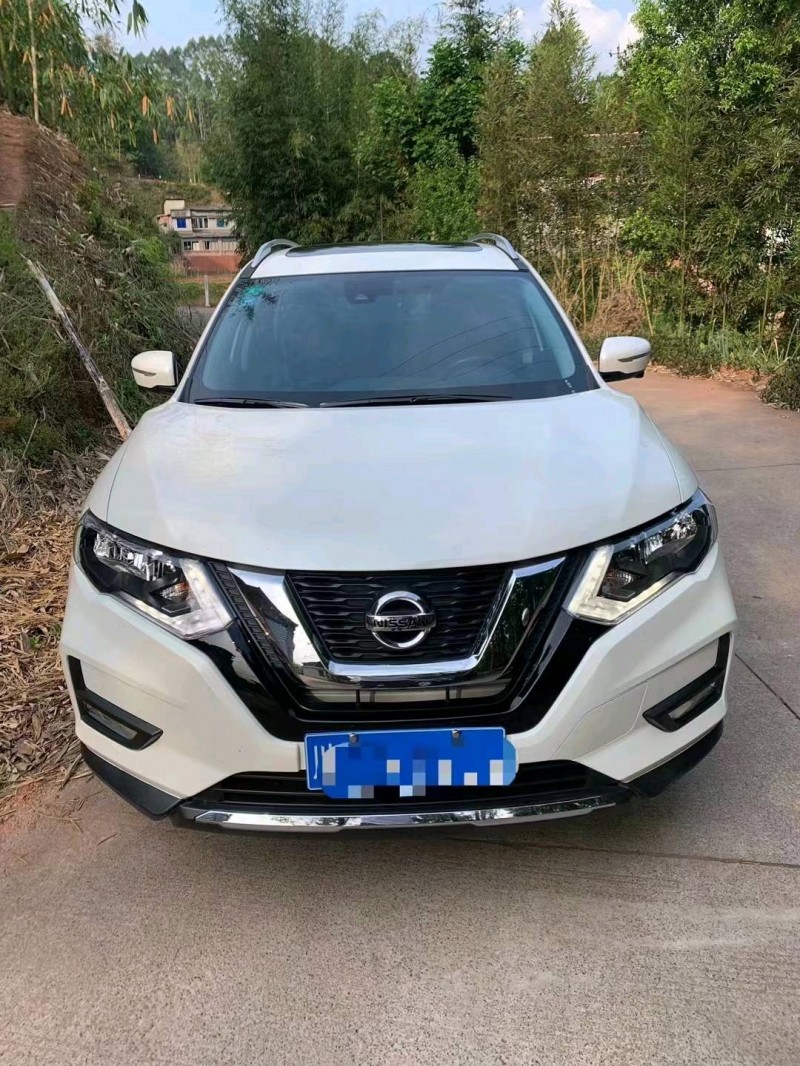 成都20年日產奇駿1