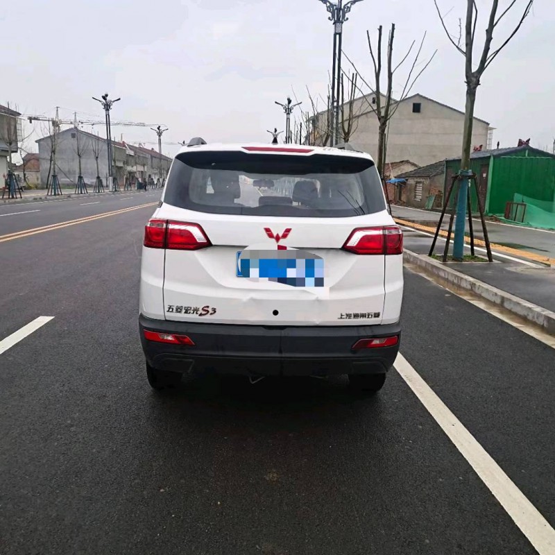 徐州18年五菱汽车宏光S39