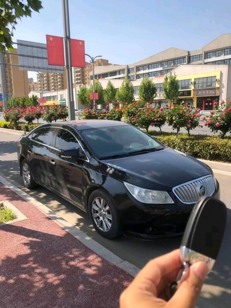 北京11年别克君越3