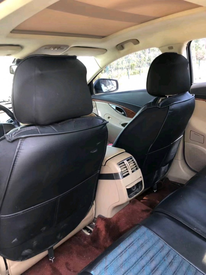 北京11年别克君越5