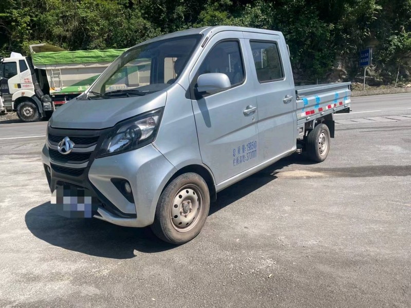 北京20年長安汽車星卡2