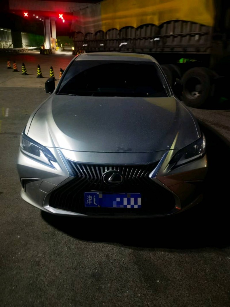 北京20年雷克萨斯ES1