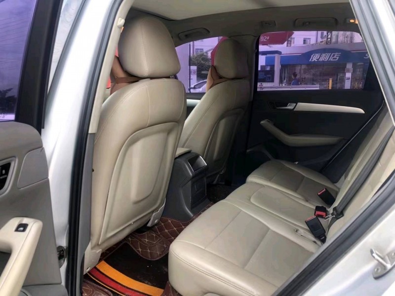 北京10年奥迪Q54