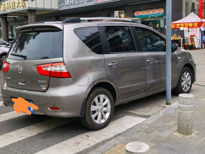 南寧14年日產驪威7