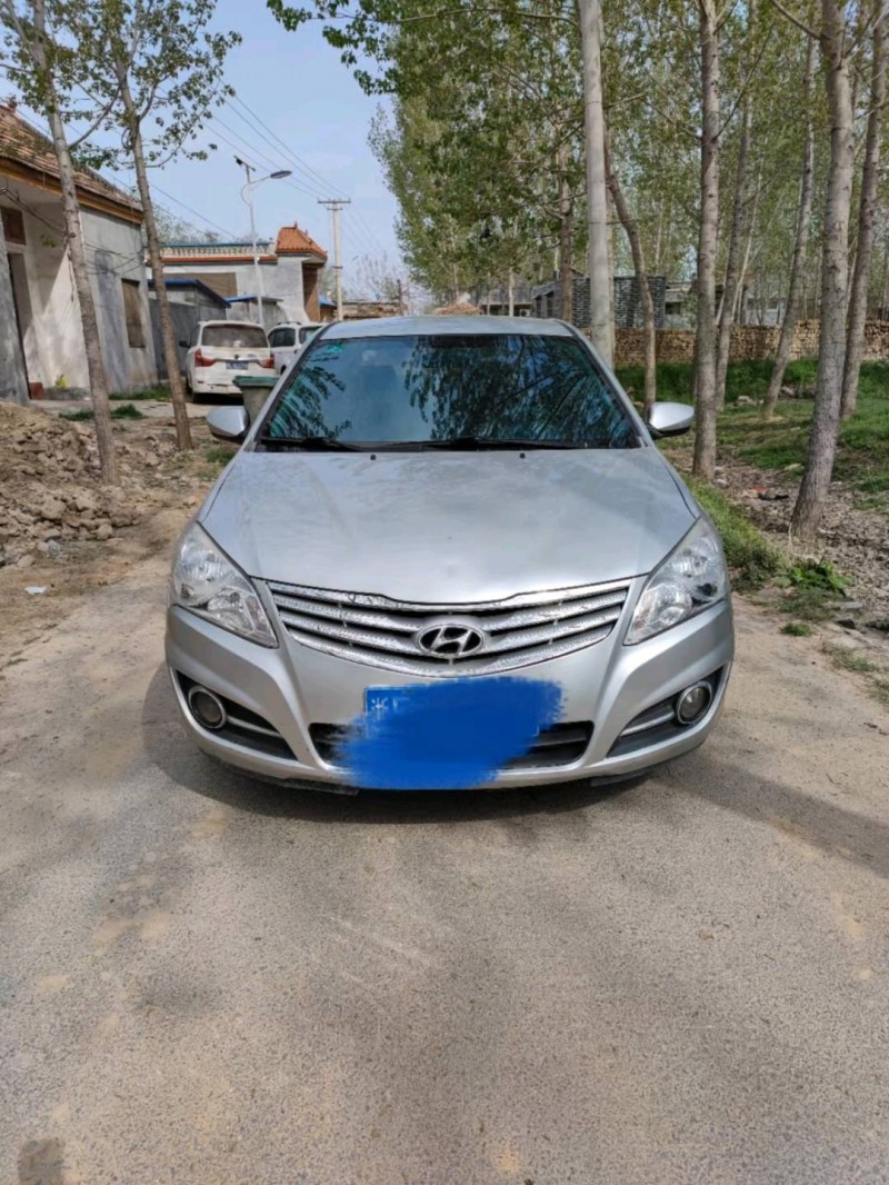 北京14年现代悦动1