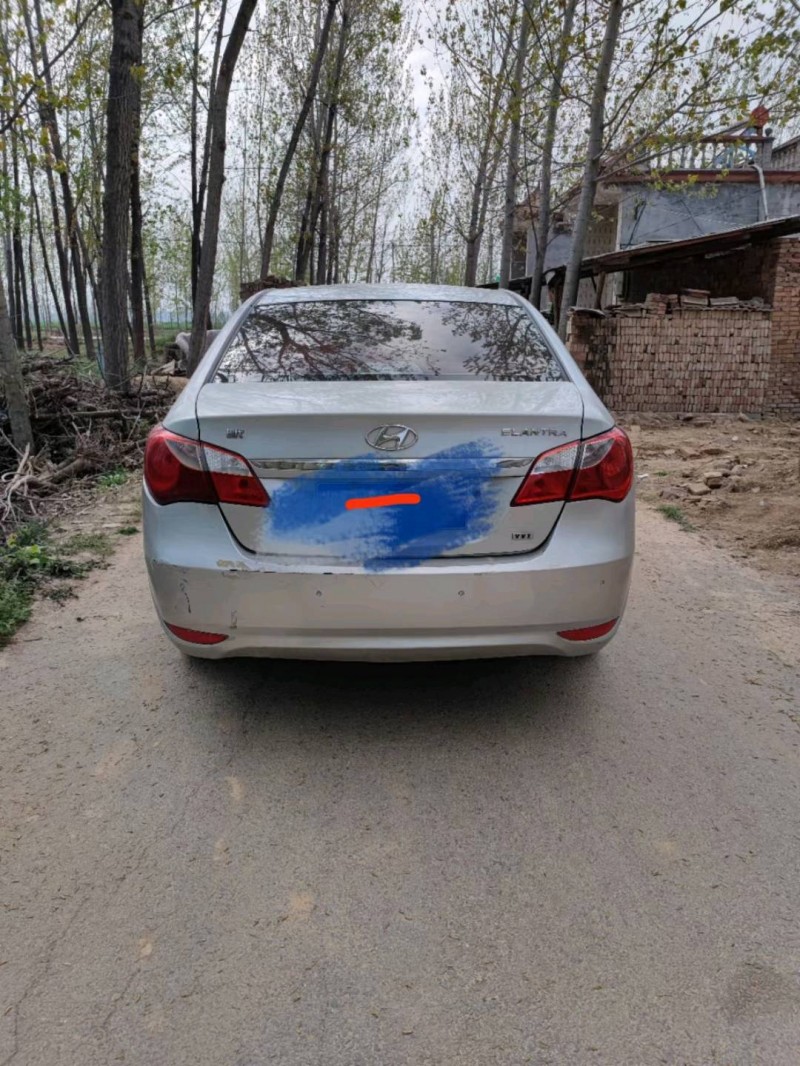 北京14年现代悦动6