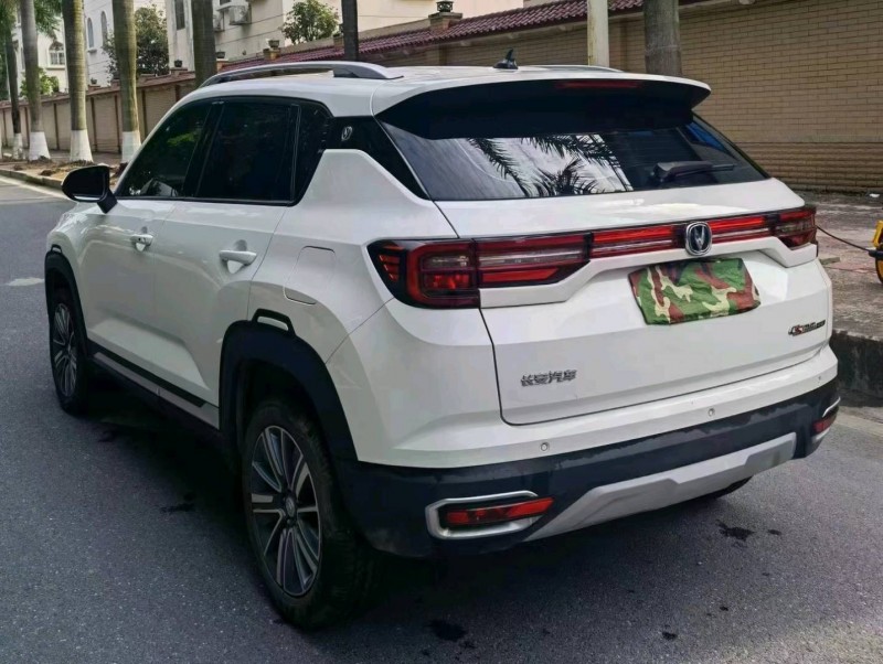 深圳21年長安汽車CS357