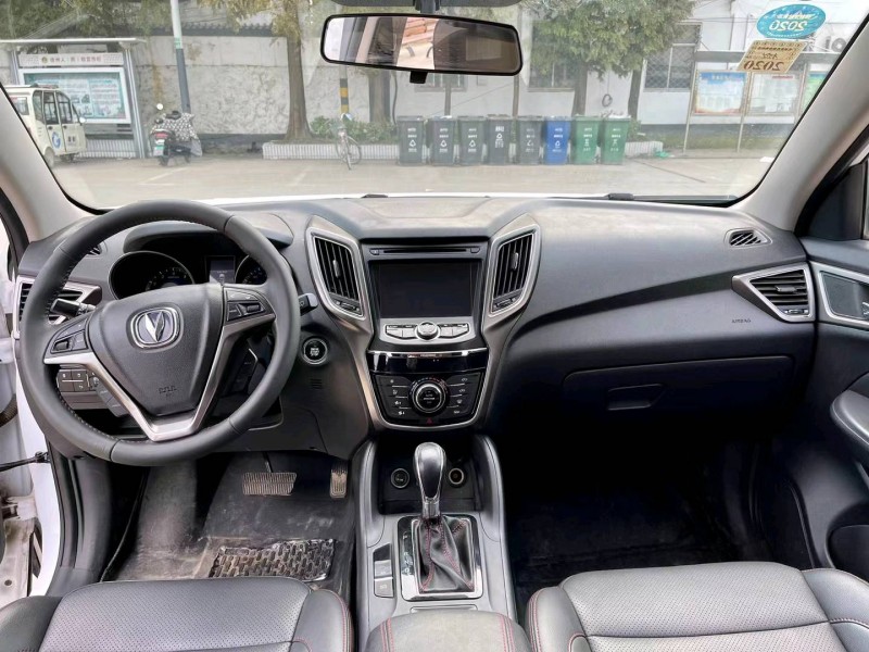 徐州16年長安汽車CS752