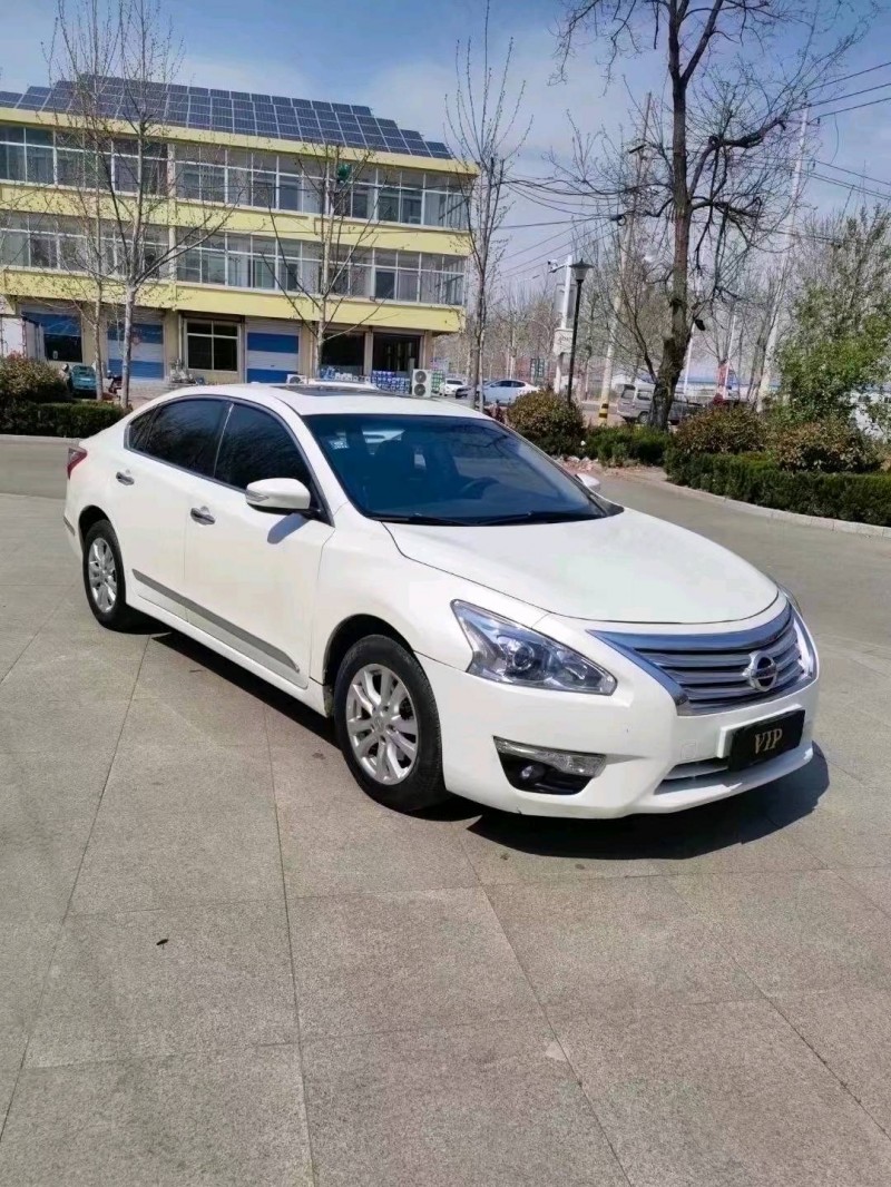 東營13年日產天籟2