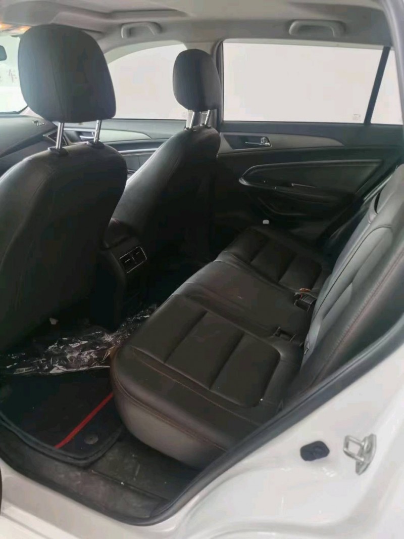 曲靖18年長安汽車CS754