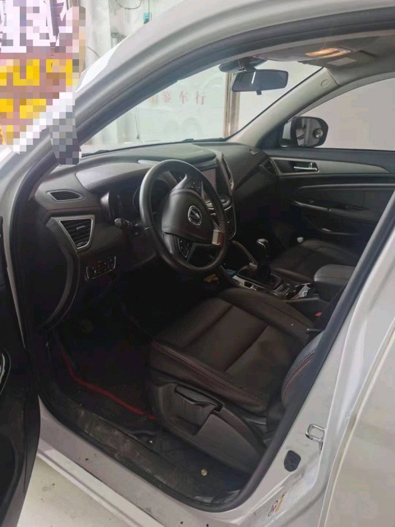 曲靖18年長安汽車CS755