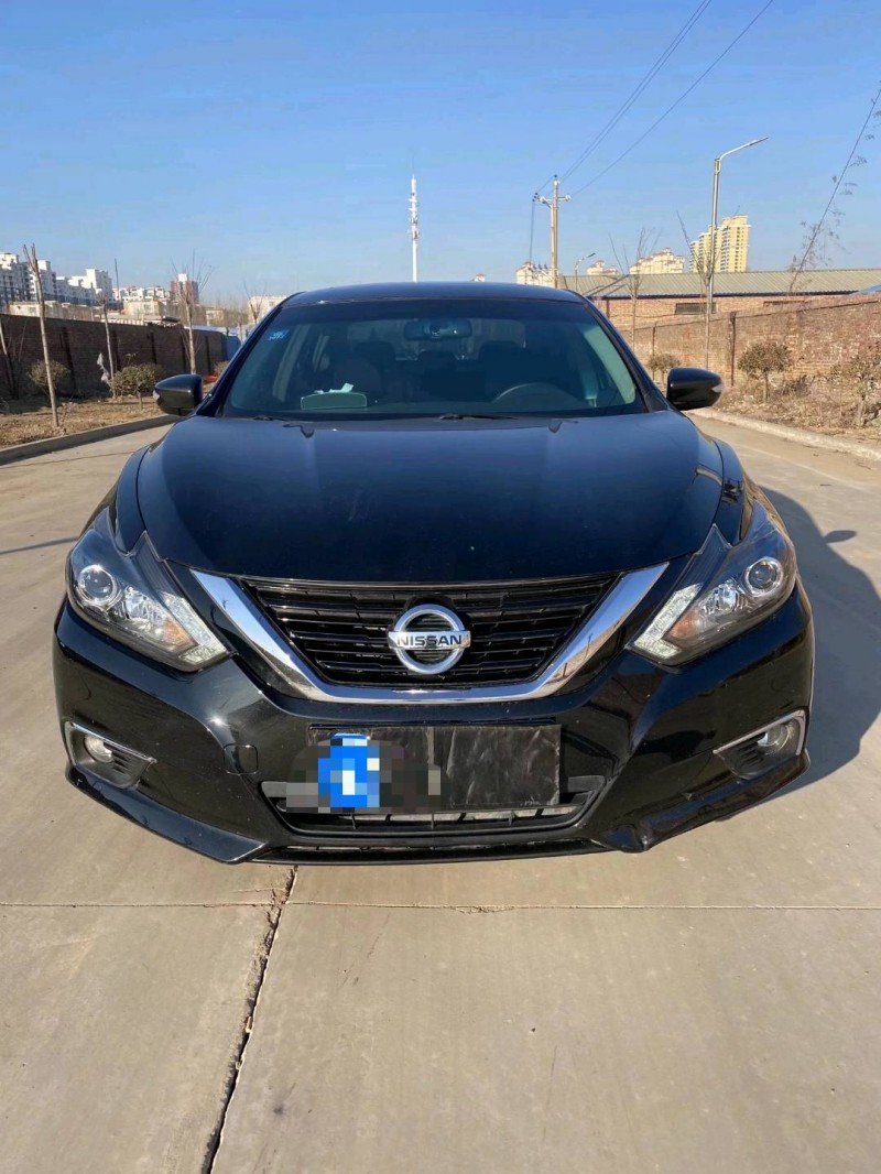 呂梁18年日產天籟1