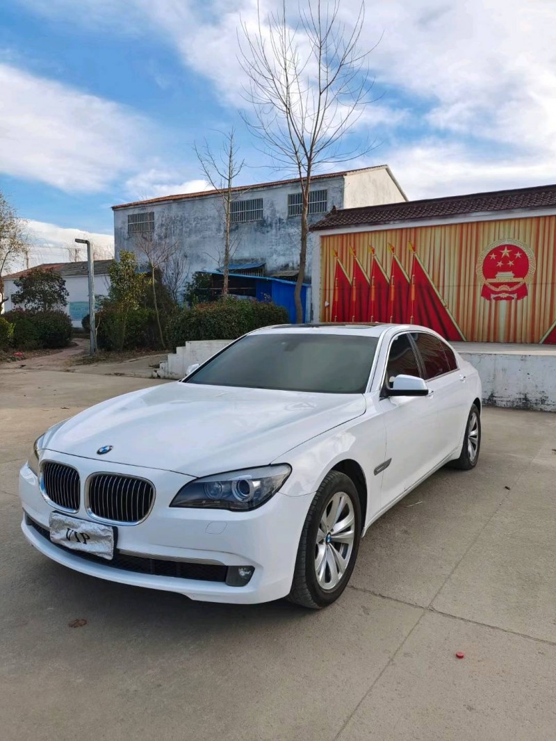 徐州10年宝马7系8