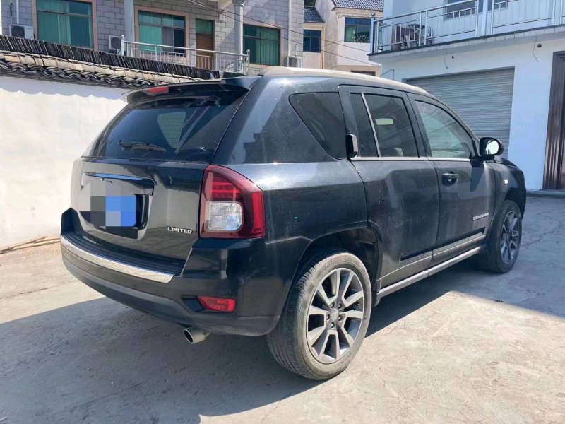 金華18年Jeep指南者8