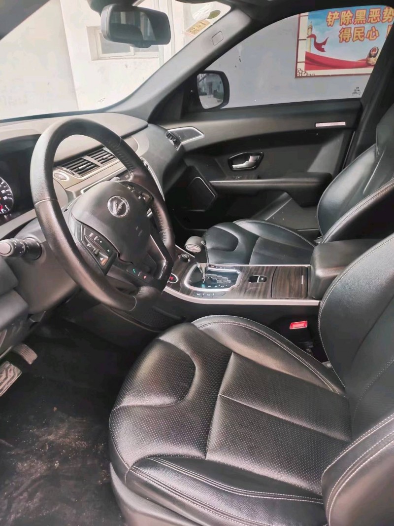 徐州16年陆风X73