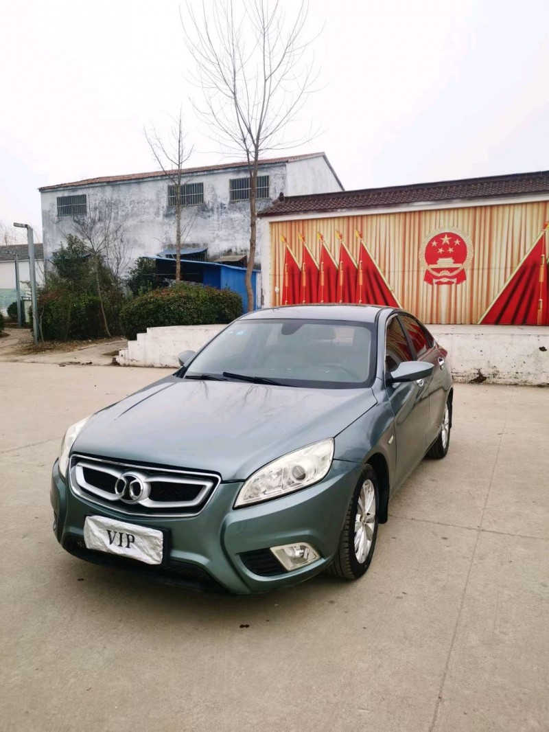 徐州15年北汽绅宝D502