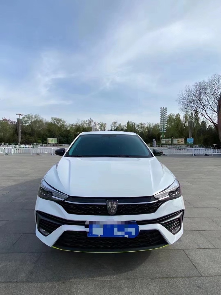 太原22年榮威i51